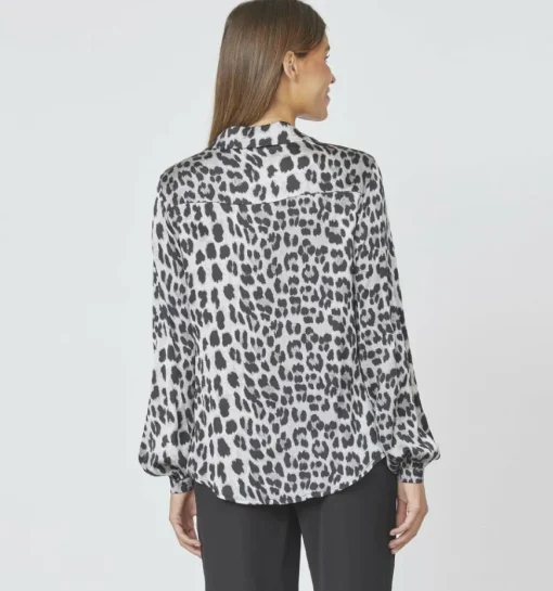 DAMES Sisters Point Blouse
