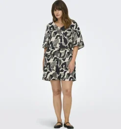 DAMES ONLY Carmakoma Short