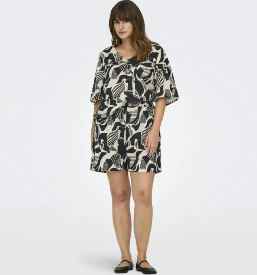 DAMES ONLY Carmakoma Short