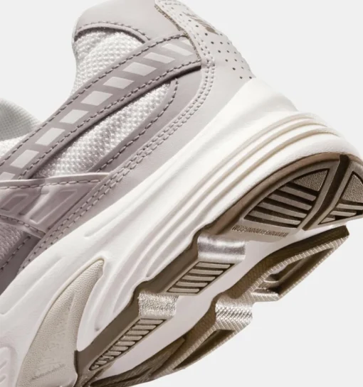 DAMES Nike Sneakers beige