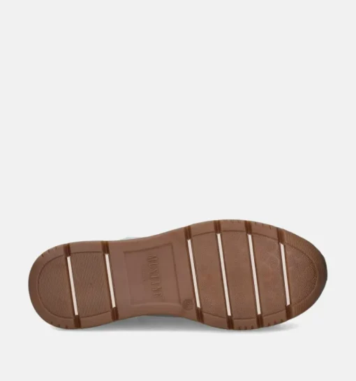 DAMES Mustang Sneakers