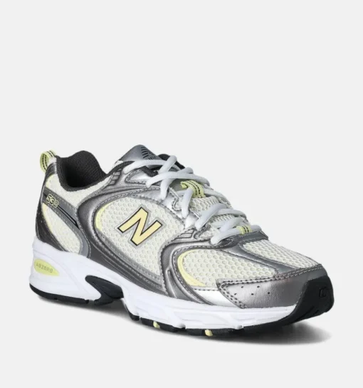 DAMES New Balance Sneakers geel