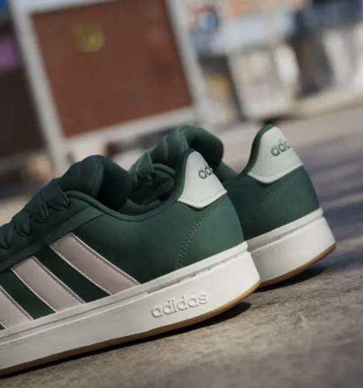 DAMES adidas Sneakers groen